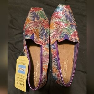 TOMS Girls Size 6 Sparkle Palm Leaf Print Shoes NWT